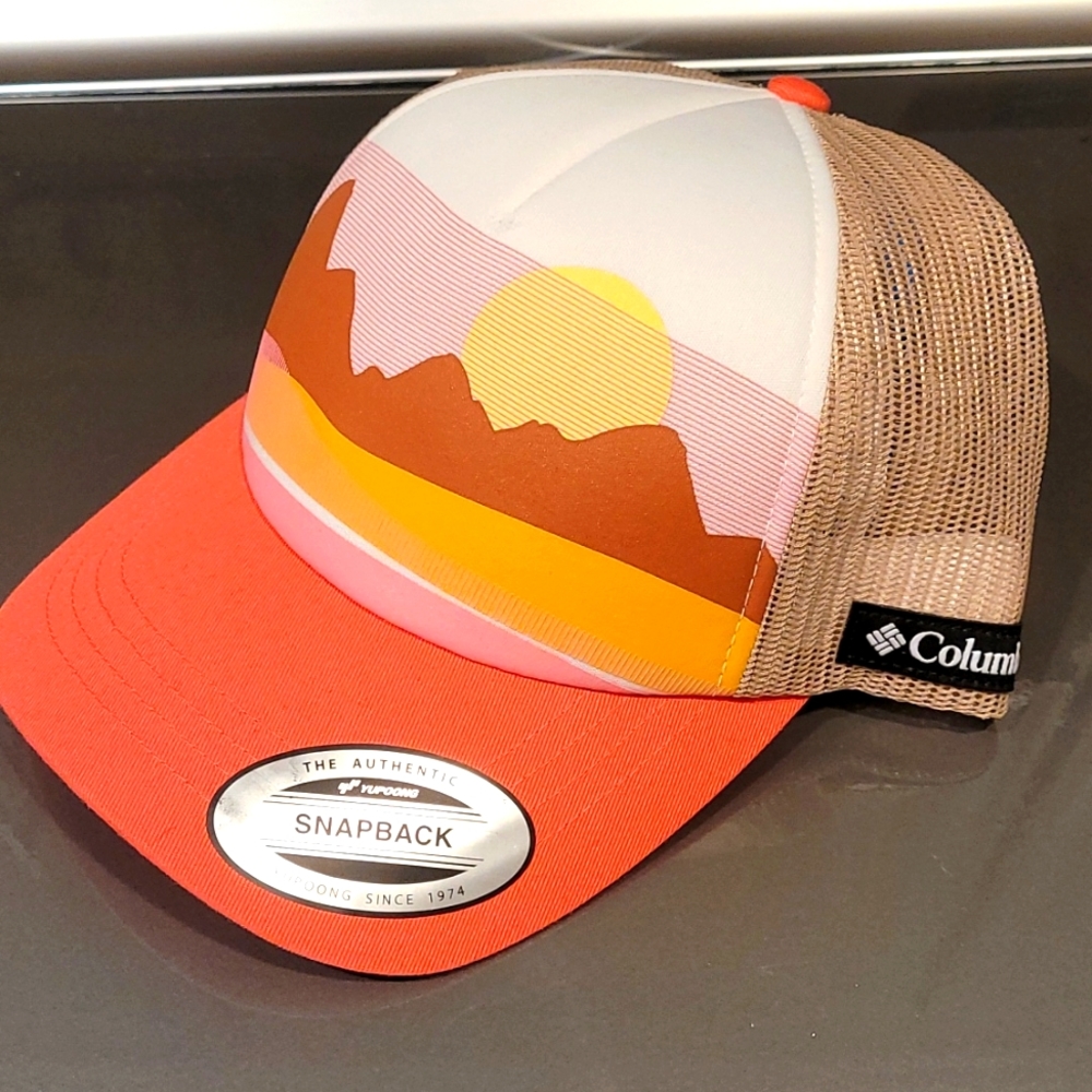 Columbia hat new